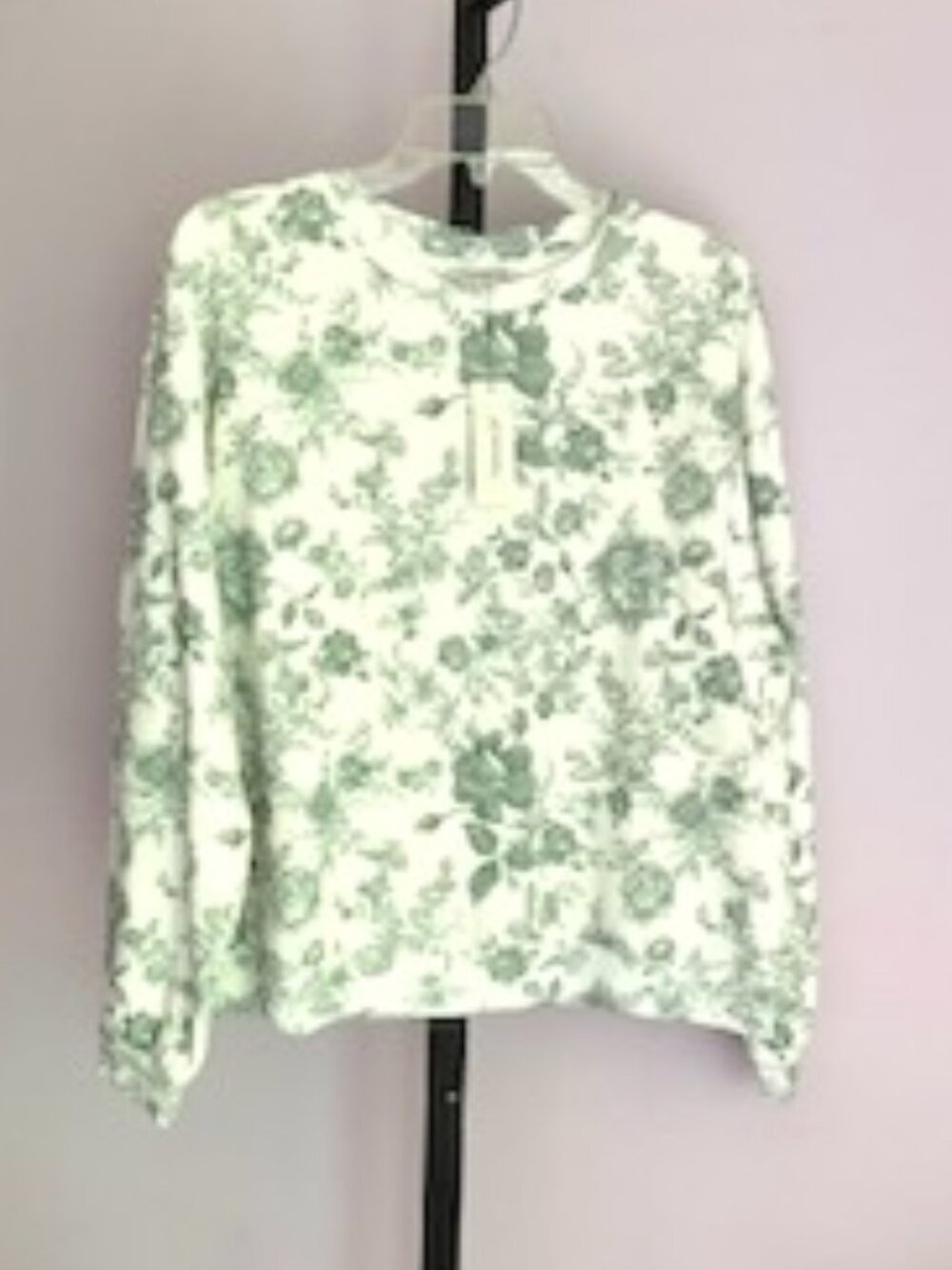 NWT Francesca's White and Sage Long Sleeve Sweater, Size M